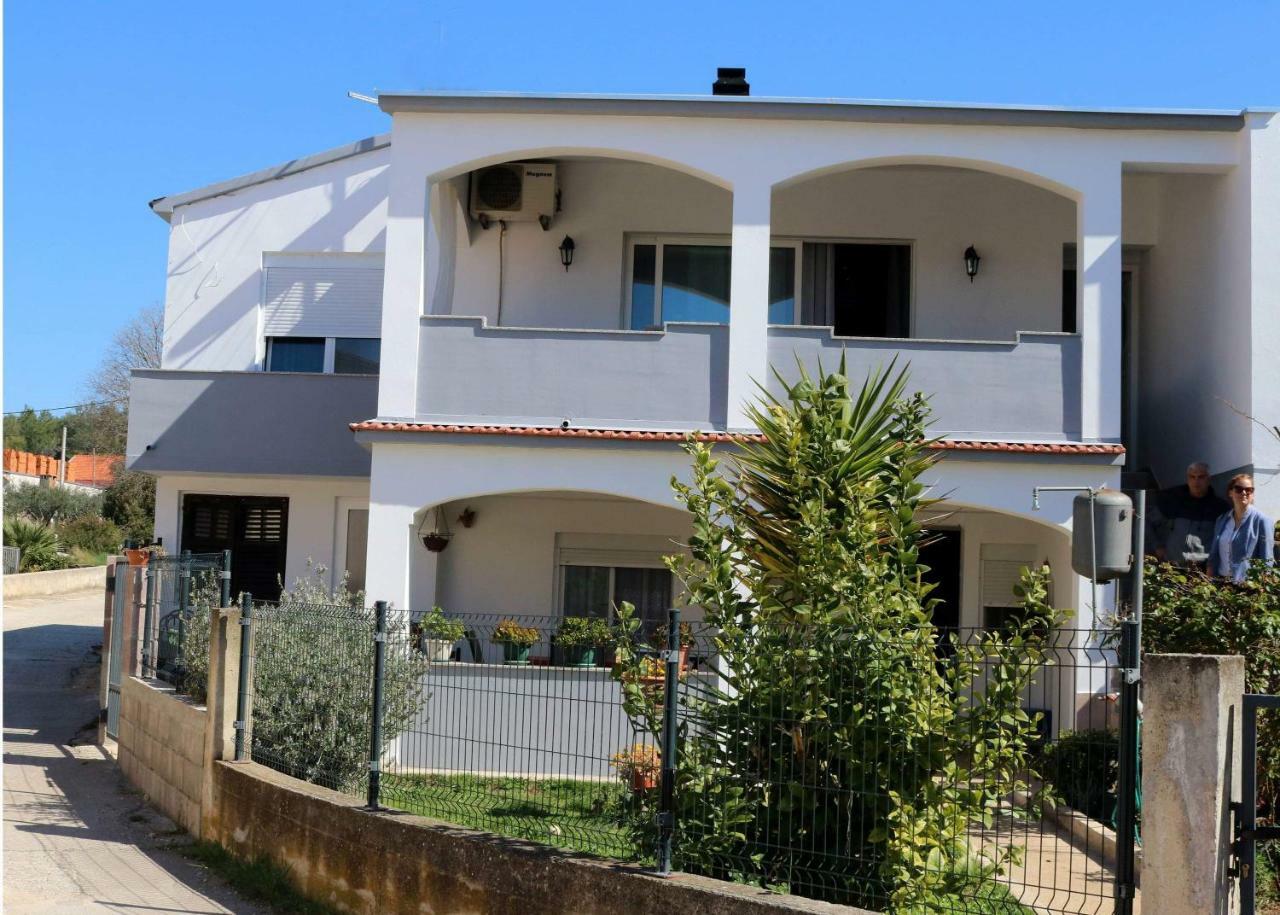 Apartment Flowers Bibinje Exterior foto